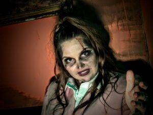 Luna Springs MELTDOWN Review ()