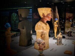 Tutenkahmun The Immersive Exhibition London Review ()