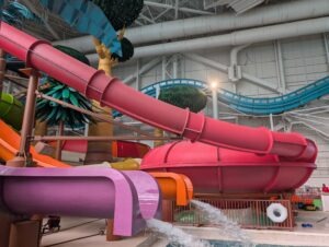 DreamWorks Water Park Review ()