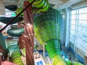 DreamWorks Water Park Review ()