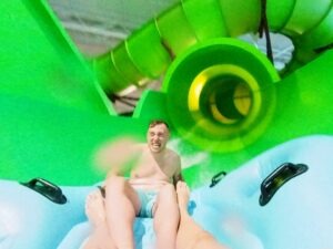 DreamWorks Water Park Review ()