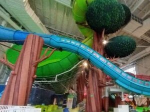 DreamWorks Water Park Review ()