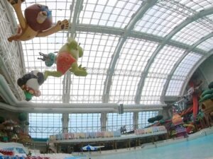 DreamWorks Water Park Review ()
