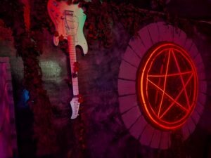 Dr Frights Halloween Nights Review ()