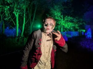 Goostrey Graveyards Scare Park Review ()