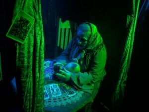 SCREAMS Review ()