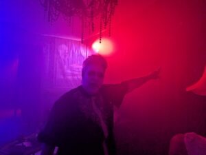 SCREAMS Review ()