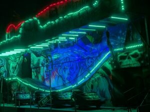 SCREAMS Review ()
