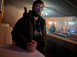 The Howl Review ()