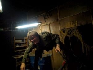 The Howl Review ()