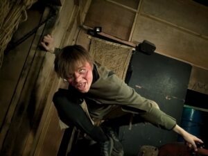 The Howl Review ()