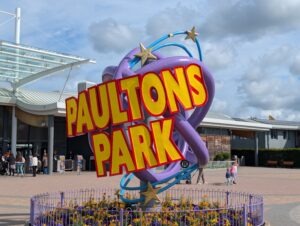 Paultons Park Review ()