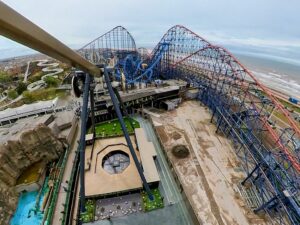 Pleasure Beach Blackpool Review ()