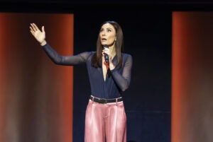 Laura Benanti Nobody Cares Review ()
