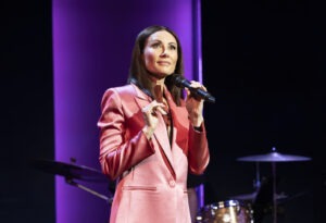 Laura Benanti Nobody Cares Review ()