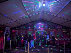 Dr Frights Halloween Nights ()