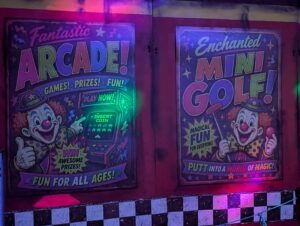 Dr Frights Halloween Nights ()