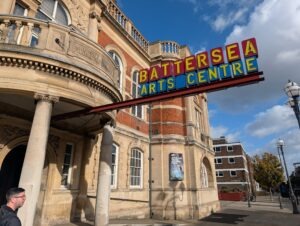 Room at Battersea Arts Centre Review ()