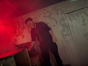 The Howl Review ()