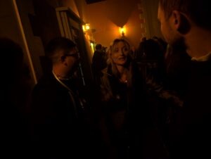 The Howl Review ()