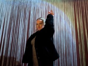 The Howl Review ()