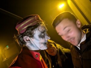 The Howl Review ()