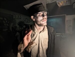 The Howl Review ()