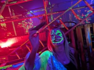 The Howl Review ()