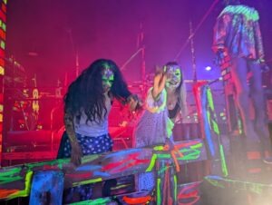 The Howl Review ()