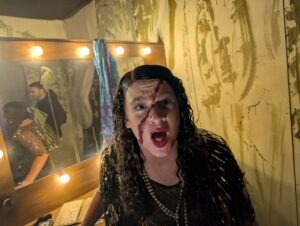The Howl Review ()